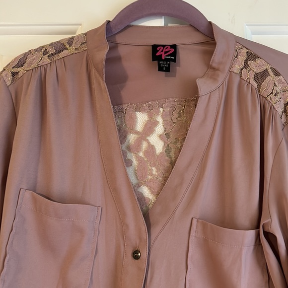 2B Bebe Mauve Button Down Blouse with Floral Laced Pattern - Picture 2 of 5